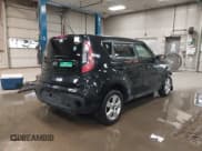 ✅ 2019 Kia Soul • VIN: KNDJN2A29K7020565 • Lot: 42988358. Wystawiony na IAAI z przebiegiem Nie podano. Bezpłatny archiwum sprzedaży aukcyjnych z USA i szczegółowy raport historii pojazdu na DreamBid. Zdjęcie 4.