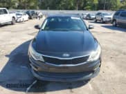 ✅ 2017 Kia Optima LX • VIN: 5XXGT4L30HG141521 • Lot: 91592715. Wystawiony na Copart z przebiegiem 87 859 mil. Bezpłatny archiwum sprzedaży aukcyjnych z USA i szczegółowy raport historii pojazdu na DreamBid. Zdjęcie 5.