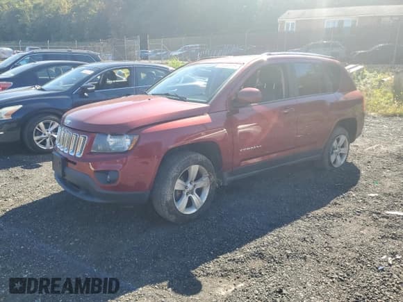✅ 2014 Jeep Compass Latitude • VIN: 1C4NJCEB3ED582593 • Lot: 86065515. Listed on Copart with 70,124 mi. Free auction sales archive from the USA and detailed vehicle history report at DreamBid. Image 1.