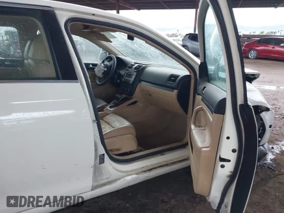 ✅ 2007 Volkswagen Jetta 2.5 • VIN: 3VWDF71K57M013887 • Лот: 43733147. Опубликован ранее на IAAI с пробегом Не указан. Бесплатный доступ к архиву аукционных продаж из США и подробный отчёт об истории автомобиля на DreamBid. Изображение 5.