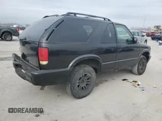 ✅ 2003 Chevrolet Blazer LS • VIN: 1GNCS18X13K164498 • Lot: 44056435. Wystawiony na Copart z przebiegiem 203 903 mil. Bezpłatny archiwum sprzedaży aukcyjnych z USA i szczegółowy raport historii pojazdu na DreamBid. Zdjęcie 3.
