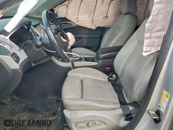 ✅ 2013 Cadillac SRX Luxury Collection • VIN: 3GYFNGE31DS560965 • Лот: 94466455. Опубликован ранее на Copart с пробегом 137 924 миль. Бесплатный доступ к архиву аукционных продаж из США и подробный отчёт об истории автомобиля на DreamBid. Изображение 7.