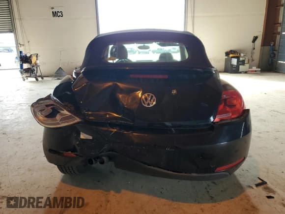 ✅ 2013 Volkswagen Beetle 2.5L • VIN: 3VW5P7ATXDM801389 • Лот: 89672955. Опубликован ранее на Copart с пробегом 64 310 миль. Бесплатный доступ к архиву аукционных продаж из США и подробный отчёт об истории автомобиля на DreamBid. Изображение 6.