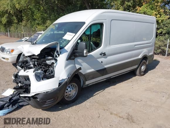 ✅ 2025 Ford Transit • VIN: 1FTBW2CG2SKA33939 • Лот: 43369032. Опубликован ранее на IAAI с пробегом 3 344 миль. Бесплатный доступ к архиву аукционных продаж из США и подробный отчёт об истории автомобиля на DreamBid. Изображение 2.