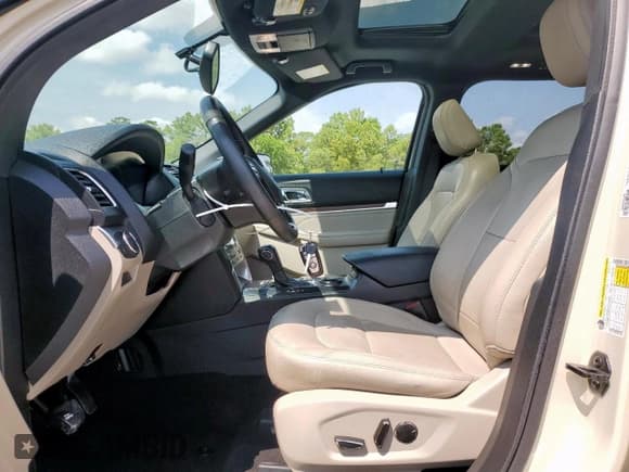 ✅ 2018 Ford Explorer Limited • VIN: 1FM5K7F85JGC48366 • Lot: 71534415. Wystawiony na Copart z przebiegiem 107 753 mil. Bezpłatny archiwum sprzedaży aukcyjnych z USA i szczegółowy raport historii pojazdu na DreamBid. Zdjęcie 7.