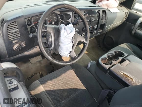 ✅ 2008 Chevrolet Silverado 2500HD 1LT • VIN: 1GCHK24K18E180317 • Лот: 71673865. Опубликован ранее на Copart с пробегом 218 435 миль. Бесплатный доступ к архиву аукционных продаж из США и подробный отчёт об истории автомобиля на DreamBid. Изображение 8.