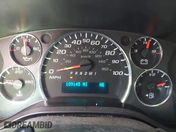 ✅ 2020 Chevrolet Express Passenger LT • VIN: 1GAZGPFG5L1173214 • Lot: 43059629. Listed on IAAI with 109,145 mi. Free auction sales archive from the USA and detailed vehicle history report at DreamBid. Image 7.