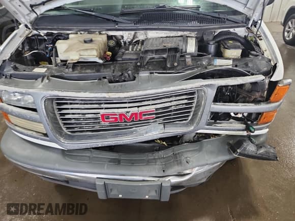 ✅ 2002 GMC Savana • VIN: 1GDFG15R621167944 • Lot: 67606225. Wystawiony na Copart z przebiegiem 220 276 mil. Bezpłatny archiwum sprzedaży aukcyjnych z USA i szczegółowy raport historii pojazdu na DreamBid. Zdjęcie 12.