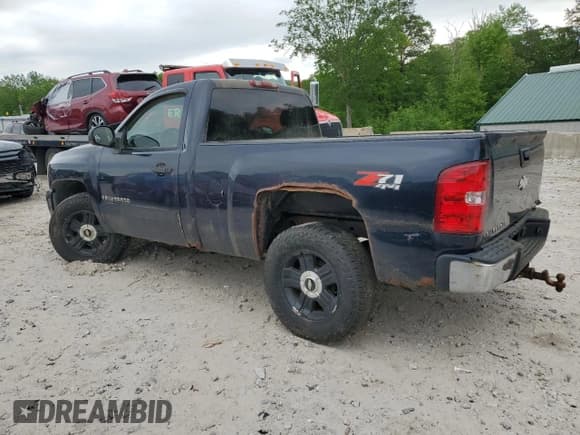 ✅ 2007 Chevrolet Silverado 1500 Work Truck • VIN: 1GCEK14057Z548260 • Lot: 59216075. Listed on Copart with 214,442 mi. Free auction sales archive from the USA and detailed vehicle history report at DreamBid. Image 2.