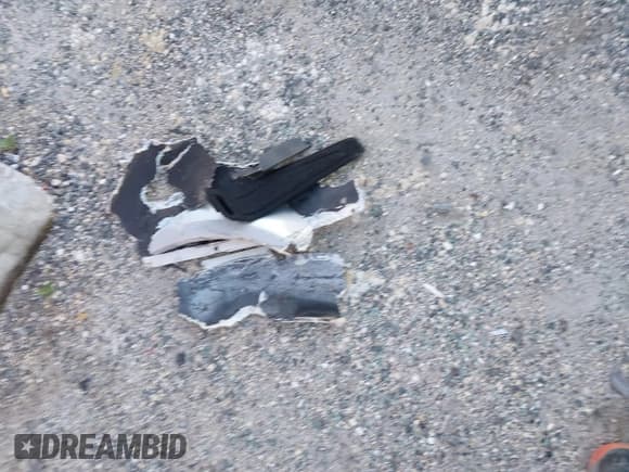 ✅ 2014 Hyundai Genesis Coupe 2.0T • VIN: KMHHT6KD2EU117037 • Lot: 42936050. Wystawiony na IAAI z przebiegiem 67 939 mil. Bezpłatny archiwum sprzedaży aukcyjnych z USA i szczegółowy raport historii pojazdu na DreamBid. Zdjęcie 12.