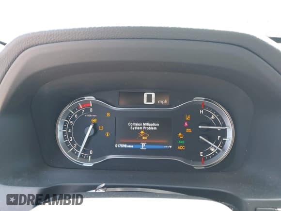 ✅ 2020 Honda Ridgeline RTL • VIN: 5FPYK3F56LB028917 • Lot: 42280770. Listed on IAAI with 17,598 mi. Free auction sales archive from the USA and detailed vehicle history report at DreamBid. Image 7.