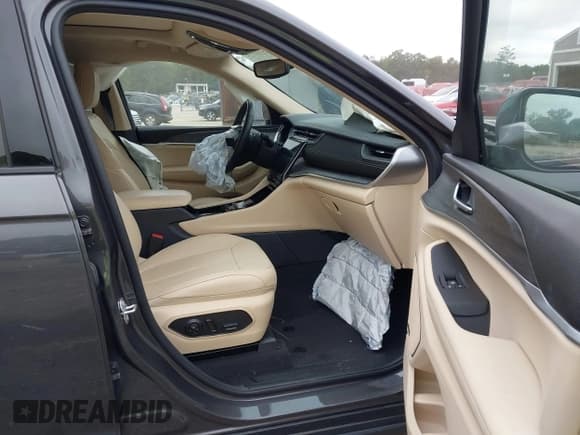 ✅ 2022 Jeep Grand Cherokee Limited • VIN: 1C4RJHBG4N8541087 • Lot: 43333135. Wystawiony na IAAI z przebiegiem 27 976 mil. Bezpłatny archiwum sprzedaży aukcyjnych z USA i szczegółowy raport historii pojazdu na DreamBid. Zdjęcie 5.