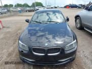 ✅ 2011 BMW 3 Series 335i • VIN: WBADX7C51BE581492 • Lot: 42559452. Wystawiony na IAAI z przebiegiem 182 338 mil. Bezpłatny archiwum sprzedaży aukcyjnych z USA i szczegółowy raport historii pojazdu na DreamBid. Zdjęcie 6.