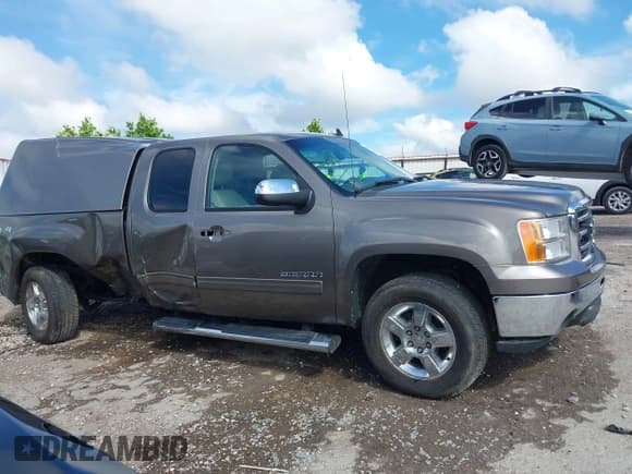 ✅ 2012 GMC Sierra 1500 SLE • VIN: 1GTR2VE70CZ225930 • Lot: 42590069. Wystawiony na IAAI z przebiegiem 157 077 mil. Bezpłatny archiwum sprzedaży aukcyjnych z USA i szczegółowy raport historii pojazdu na DreamBid. Zdjęcie 14.