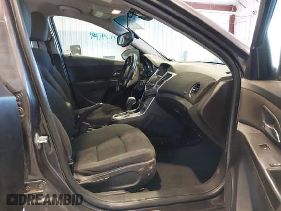 2016 Chevrolet Cruze LT с VIN 1G1PE5SB5G7215864, выставлен на аукционе IAAI как лот 42795901 с пробегом 147 424 миль миль и . История ставок и продаж доступна на DreamBid. Изображение 5.