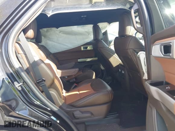 ✅ 2023 Ford Explorer King Ranch • VIN: 1FM5K7LC6PGB49590 • Lot: 41470927. Listed on IAAI with 10,628 mi. Free auction sales archive from the USA and detailed vehicle history report at DreamBid. Image 8.