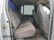 ✅ 2000 Dodge Dakota Sport • VIN: 1B7HG2AZ2YS754928 • Lot: 85998034. Wystawiony na Copart z przebiegiem 272 362 mil. Bezpłatny archiwum sprzedaży aukcyjnych z USA i szczegółowy raport historii pojazdu na DreamBid. Zdjęcie 10.