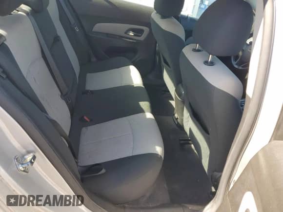 2011 Chevrolet Cruze LS z VIN 1G1PC5SHXB7190124, wystawiony jako Copart lot #86492495 z przebiegiem 226 942 mil mil oraz Szkoda całkowita • Salvage title. Historia ofert i sprzedaży dostępna na DreamBid. Obrazek 10.