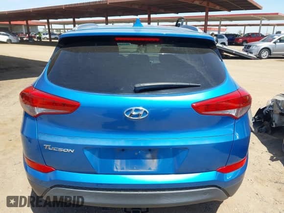 2017 Hyundai Tucson SE Plus с VIN KM8J33A41HU525714, выставлен на аукционе IAAI как лот 42399178 с пробегом 77 170 миль миль и . История ставок и продаж доступна на DreamBid. Изображение 16.