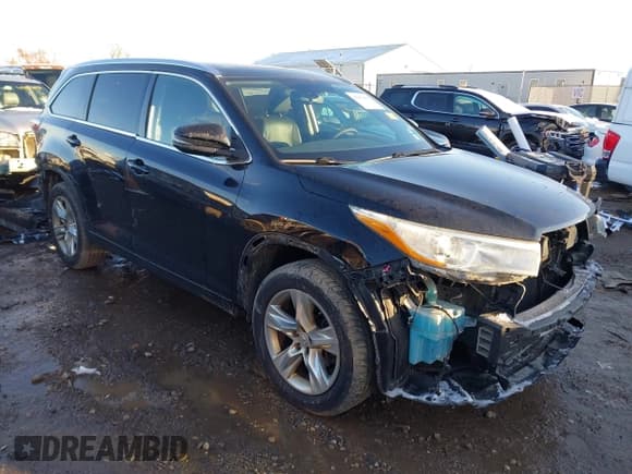 ✅ 2015 Toyota Highlander Limited Platinum • VIN: 5TDDKRFH1FS138973 • Lot: 43653015. Listed on IAAI with 152,292 mi. Free auction sales archive from the USA and detailed vehicle history report at DreamBid. Image 1.