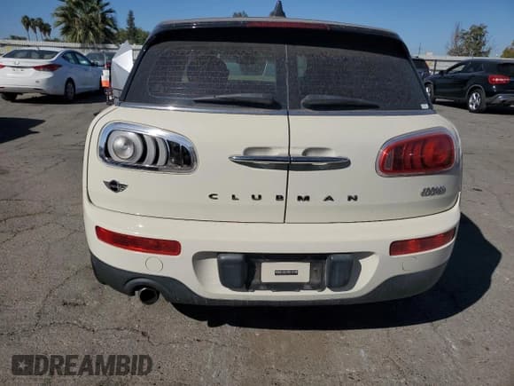 ✅ 2016 MINI Clubman • VIN: WMWLN5C56G2B28048 • Lot: 85530675. Wystawiony na Copart z przebiegiem 88 714 mil. Bezpłatny archiwum sprzedaży aukcyjnych z USA i szczegółowy raport historii pojazdu na DreamBid. Zdjęcie 6.