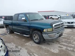 ✅ 1997 Dodge 1500 • VIN: 1B7HC13ZXVJ564122 • Lot: 42159728. Wystawiony na IAAI z przebiegiem 88 665 mil. Bezpłatny archiwum sprzedaży aukcyjnych z USA i szczegółowy raport historii pojazdu na DreamBid. Zdjęcie 1.