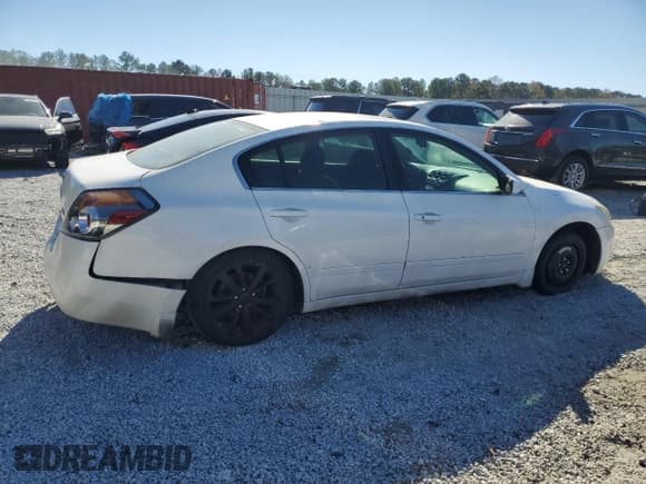 ✅ 2009 Nissan Altima SL • VIN: 1N4AL21E99C151860 • Lot: 91228115. Listed on Copart with 247,855 mi. Free auction sales archive from the USA and detailed vehicle history report at DreamBid. Image 3.