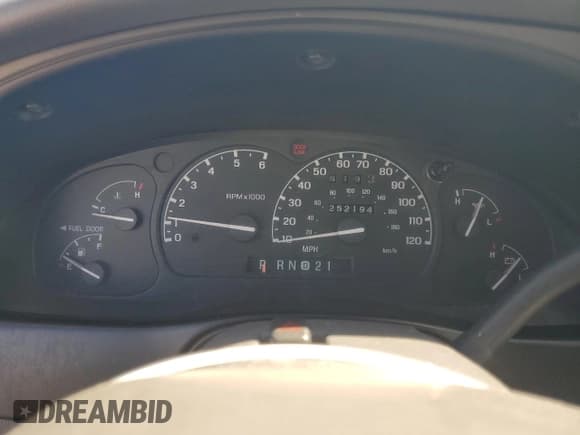 ✅ 2001 Ford Explorer • VIN: 1FMZU75E01ZA54089 • Lot: 71721185. Wystawiony na Copart z przebiegiem 252 194 mil. Bezpłatny archiwum sprzedaży aukcyjnych z USA i szczegółowy raport historii pojazdu na DreamBid. Zdjęcie 9.