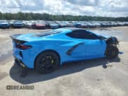 ✅ 2024 Chevrolet Corvette 2LT • VIN: 1G1YB2D42R5104553 • Lot: 56354745. Wystawiony na Copart z przebiegiem 4 738 mil. Bezpłatny archiwum sprzedaży aukcyjnych z USA i szczegółowy raport historii pojazdu na DreamBid. Zdjęcie 3.