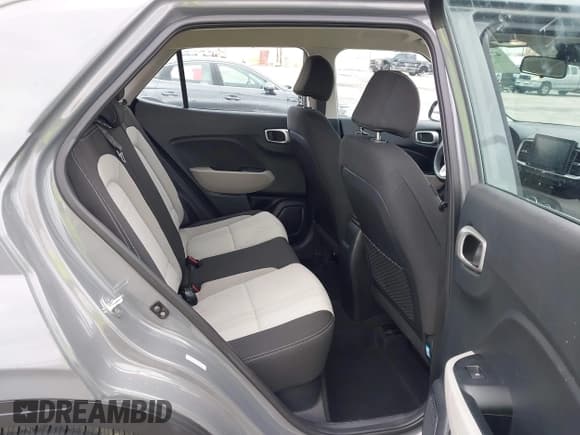 ✅ 2021 Hyundai Venue SEL • VIN: KMHRC8A32MU101718 • Lot: 42249456. Listed on IAAI with 36,800 mi. Free auction sales archive from the USA and detailed vehicle history report at DreamBid. Image 8.