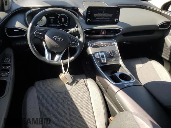 ✅ 2022 Hyundai Santa Fe SEL • VIN: 5NMS6DAJ9NH425651 • Lot: 82328825. Listed on Copart with 25,999 mi. Free auction sales archive from the USA and detailed vehicle history report at DreamBid. Image 8.