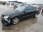 ✅ 2005 Mercedes-Benz CLK 500 • VIN: WDBTJ75J05F138614 • Lot: 44733355. Listed on Copart with 113,866 mi. Free auction sales archive from the USA and detailed vehicle history report at DreamBid. Image 1.