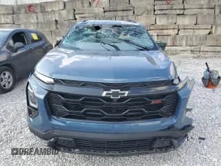 ✅ 2025 Chevrolet Equinox AWD RS • VIN: 3GNAXTEG0SL184070 • Lot: 68662565. Wystawiony na Copart z przebiegiem Nie podano. Bezpłatny archiwum sprzedaży aukcyjnych z USA i szczegółowy raport historii pojazdu na DreamBid. Zdjęcie 5.