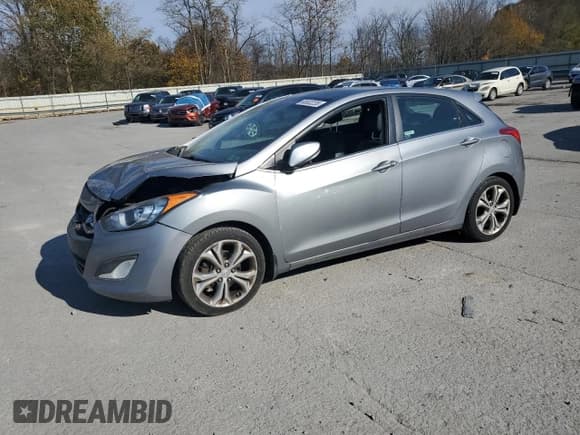 ✅ 2014 Hyundai Elantra • VIN: KMHD35LH9EU177410 • Lot: 90832235. Listed on Copart with 215,118 mi. Free auction sales archive from the USA and detailed vehicle history report at DreamBid. Image 1.