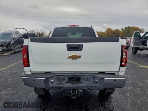 ✅ 2013 Chevrolet Silverado 2500HD LTZ • VIN: 1GC1KYE8XDF202603 • Лот: 93724645. Опубликован ранее на Copart с пробегом 101 927 миль. Бесплатный доступ к архиву аукционных продаж из США и подробный отчёт об истории автомобиля на DreamBid. Изображение 6.