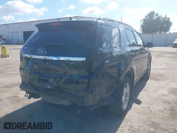 ✅ 2018 Ford Explorer • VIN: 1FM5K7B89JGA76994 • Лот: 42269196. Опубликован ранее на IAAI с пробегом 143 529 миль. Бесплатный доступ к архиву аукционных продаж из США и подробный отчёт об истории автомобиля на DreamBid. Изображение 4.