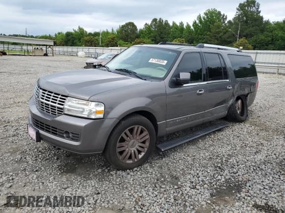 ✅ 2013 Lincoln Navigator • VIN: 5LMJJ3H57DEL08643 • Lot: 57130835. Listed on Copart with 156,106 mi. Free auction sales archive from the USA and detailed vehicle history report at DreamBid. Image 1.