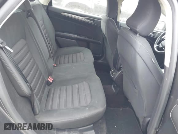 ✅ 2017 Ford Fusion SE • VIN: 3FA6P0H79HR173685 • Лот: 43693809. Опубликован ранее на IAAI с пробегом 224 535 миль. Бесплатный доступ к архиву аукционных продаж из США и подробный отчёт об истории автомобиля на DreamBid. Изображение 8.