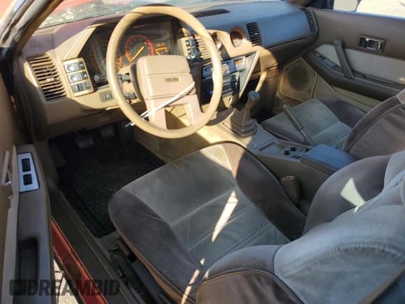 ✅ 1984 Nissan 300ZX • VIN: JN1CZ14S7EX002625 • Lot: 91358095. Wystawiony na Copart z przebiegiem 75 847 mil. Bezpłatny archiwum sprzedaży aukcyjnych z USA i szczegółowy raport historii pojazdu na DreamBid. Zdjęcie 8.
