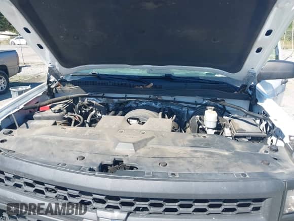 2015 Chevrolet Silverado 1500 Work Truck z VIN 1GCNCPEH6FZ432777, wystawiony jako IAAI lot #43398977 z przebiegiem 141 319 mil mil oraz . Historia ofert i sprzedaży dostępna na DreamBid. Obrazek 10.