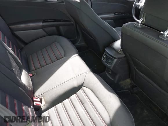 ✅ 2013 Ford Fusion SE • VIN: 3FA6P0HR8DR161071 • Lot: 43771084. Wystawiony na IAAI z przebiegiem 96 759 mil. Bezpłatny archiwum sprzedaży aukcyjnych z USA i szczegółowy raport historii pojazdu na DreamBid. Zdjęcie 8.