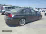 2016 BMW 3 Series z VIN WBA8E7C57GK415560, wystawiony jako Copart lot #60493425 z przebiegiem 37 702 mil mil oraz Szkoda całkowita • Salvage title. Historia ofert i sprzedaży dostępna na DreamBid. Obrazek 3.