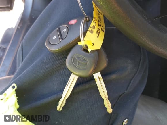 ✅ 2013 Toyota Tundra • VIN: 5TFDM5F17DX046599 • Lot: 41208111. Listed on IAAI with 162,519 mi. Free auction sales archive from the USA and detailed vehicle history report at DreamBid. Image 11.