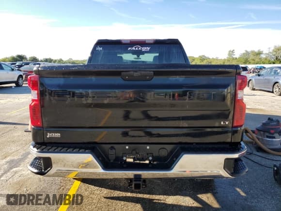 ✅ 2019 Chevrolet Silverado 1500 LT • VIN: 1GCUYDED0KZ152095 • Lot: 69847824. Wystawiony na Copart z przebiegiem 104 515 mil. Bezpłatny archiwum sprzedaży aukcyjnych z USA i szczegółowy raport historii pojazdu na DreamBid. Zdjęcie 6.
