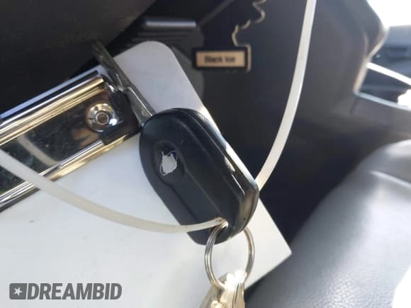 ✅ 2016 Ford Transit Cargo • VIN: 1FTYE9ZM5GKA61096 • Lot: 43857358. Wystawiony na IAAI z przebiegiem 216 016 mil. Bezpłatny archiwum sprzedaży aukcyjnych z USA i szczegółowy raport historii pojazdu na DreamBid. Zdjęcie 11.