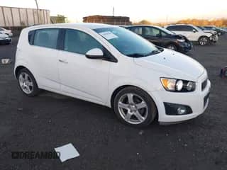 2014 Chevrolet Sonic LTZ с VIN 1G1JE6SB2E4178041, выставлен на аукционе IAAI как лот 43509584 с пробегом 121 731 миль миль и . История ставок и продаж доступна на DreamBid. Изображение 1.