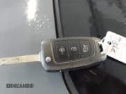 ✅ 2022 Hyundai Venue SEL • VIN: KMHRC8A3XNU155124 • Lot: 41652688. Listed on IAAI with 44,382 mi. Free auction sales archive from the USA and detailed vehicle history report at DreamBid. Image 11.