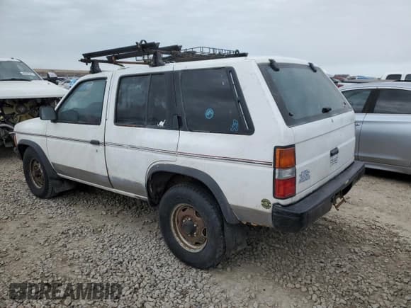 ✅ 1990 Nissan Pathfinder LE • VIN: JN8HD17Y8LW218248 • Lot: 47497965. Listed on Copart with 265,433 mi. Free auction sales archive from the USA and detailed vehicle history report at DreamBid. Image 2.
