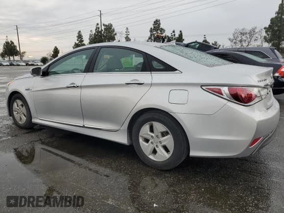 ✅ 2012 Hyundai Sonata Hybrid • VIN: KMHEC4A40CA030499 • Lot: 59590825. Listed on Copart with 125,184 mi. Free auction sales archive from the USA and detailed vehicle history report at DreamBid. Image 2.
