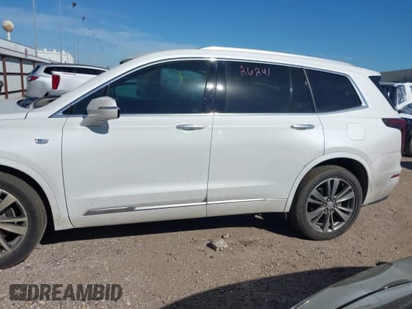 ✅ 2021 Cadillac XT6 Premium Luxury • VIN: 1GYKPCRS6MZ230499 • Lot: 41808404. Listed on IAAI with 86,933 mi. Free auction sales archive from the USA and detailed vehicle history report at DreamBid. Image 15.